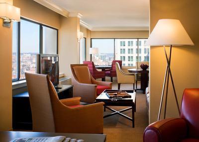 Downtown-inner Harbor Hotel 3*